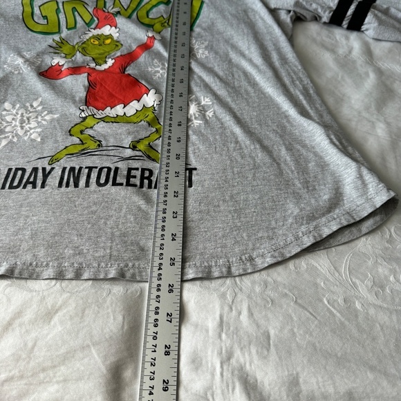 The Grinch Holiday Gray Christmas Long Sleeve T-Shirt Size 2X Good to be Bad - Picture 9 of 11